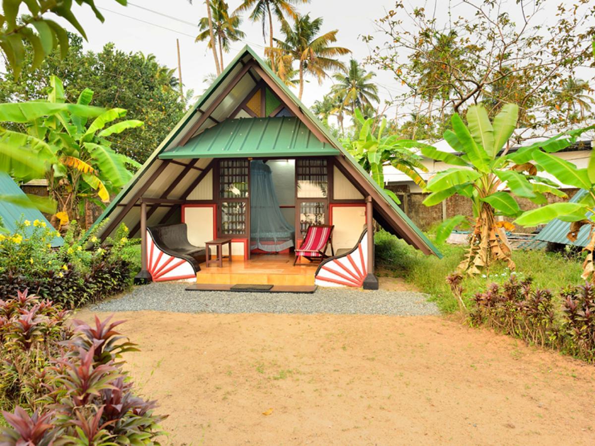 Kadaloram Beach Resort Коччи Экстерьер фото